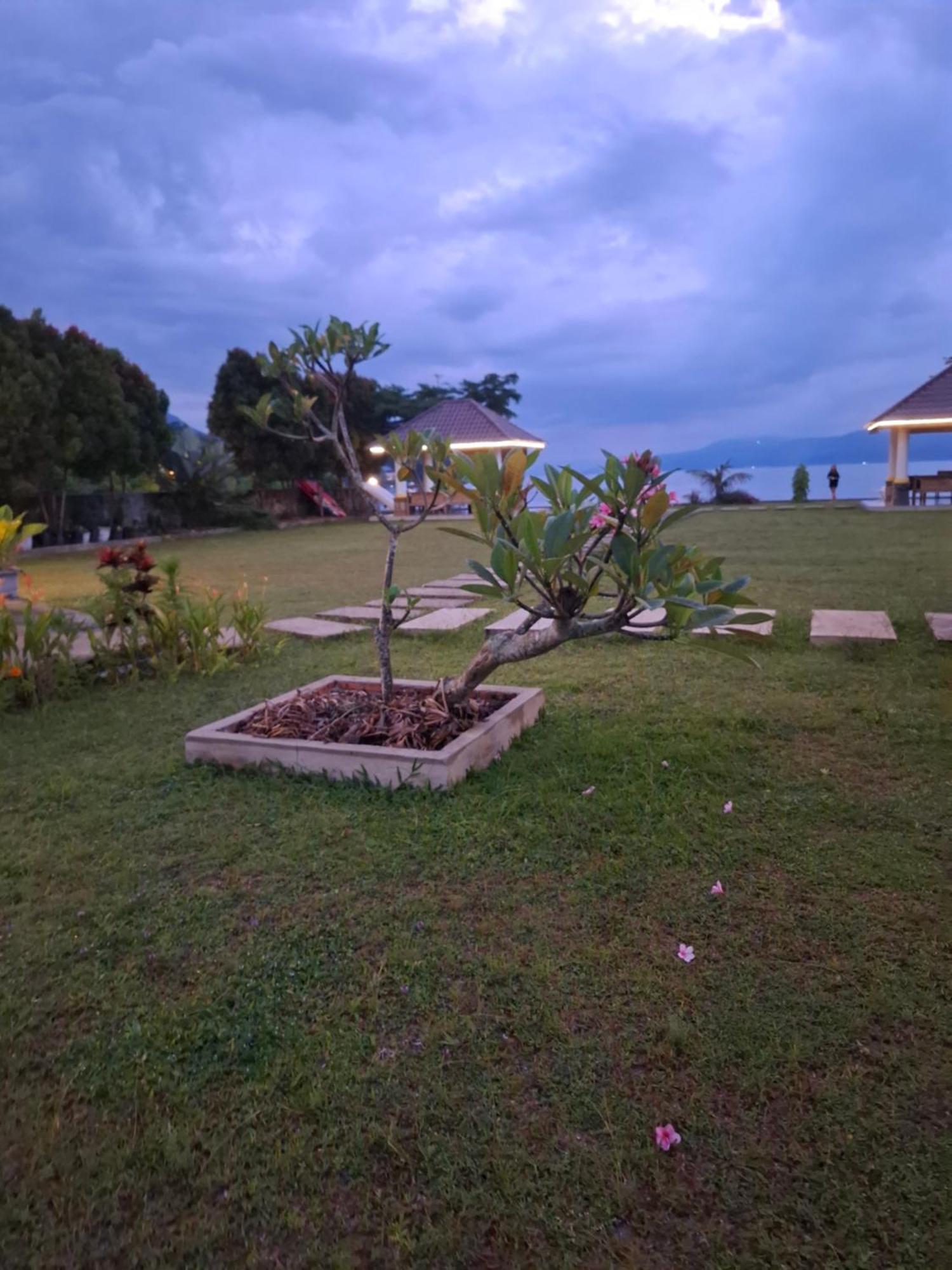 Juma Cottages Tuk Tuk Dış mekan fotoğraf